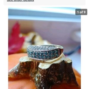 14 k blue and white diamond cluster